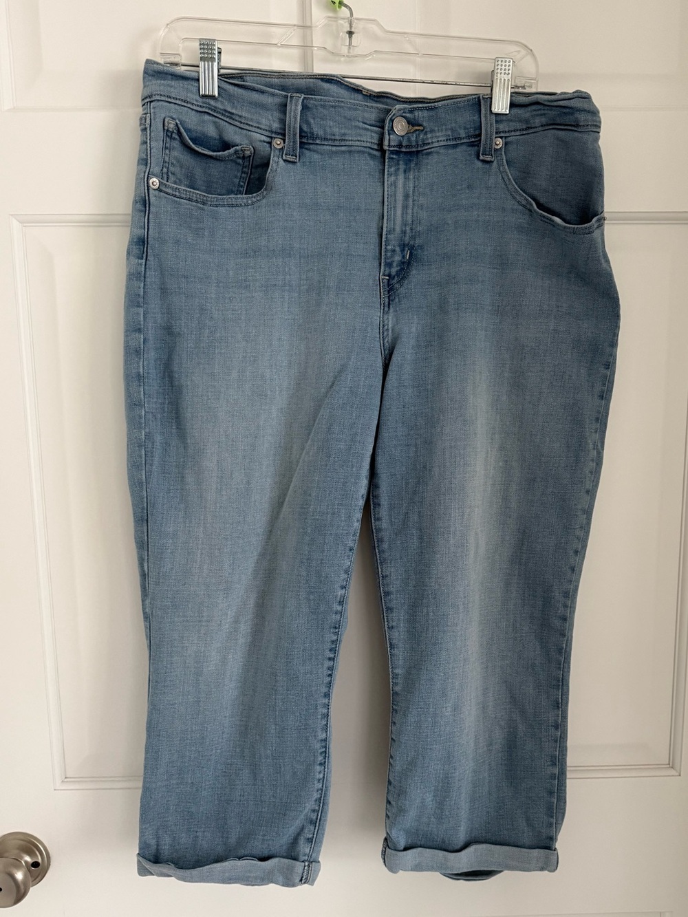 Levis ankle length jeans in plus size